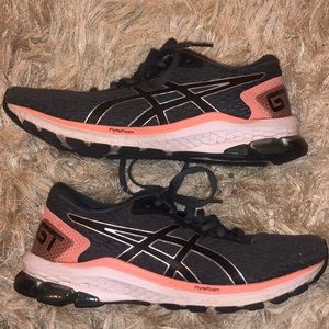 Women’s ASICS Running Shoes